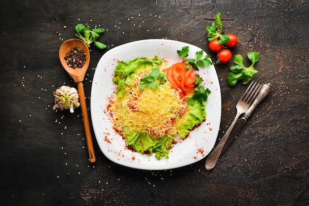 Salade De Légumes Aux Tomates Et Au Fromage Vue De Dessus Espace De Copie Gratuit