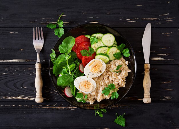 Salade de légumes frais