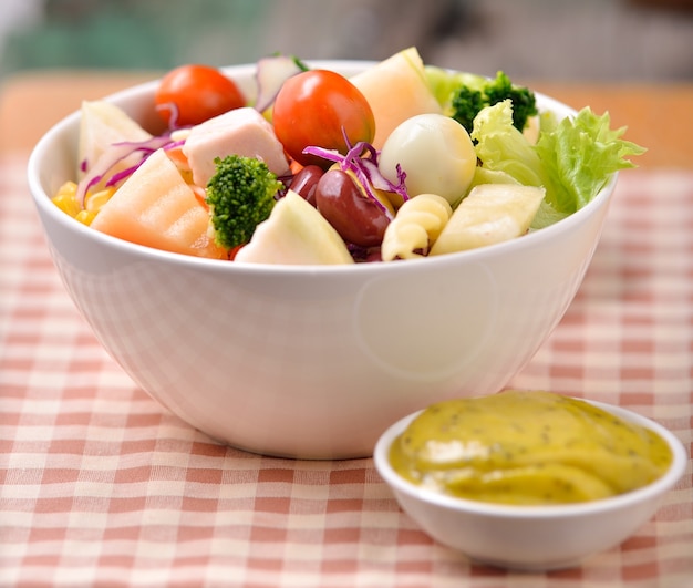 Salade de légumes pour la santé