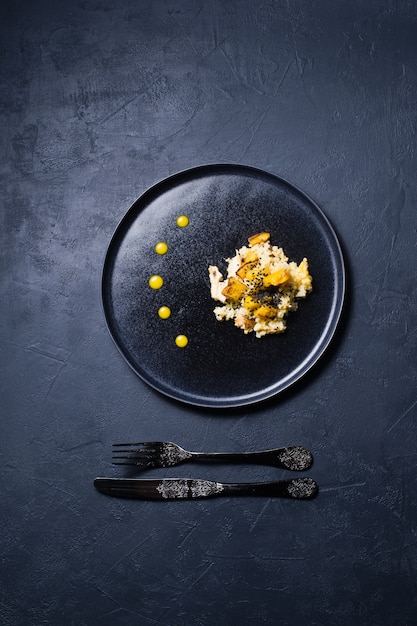 Salade de potiron, de quinoa et de poulet cuits au four.