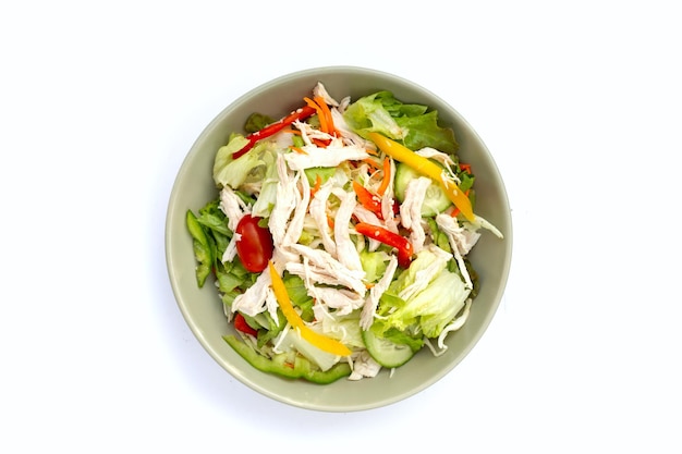 Salade de poulet effiloché et légumes