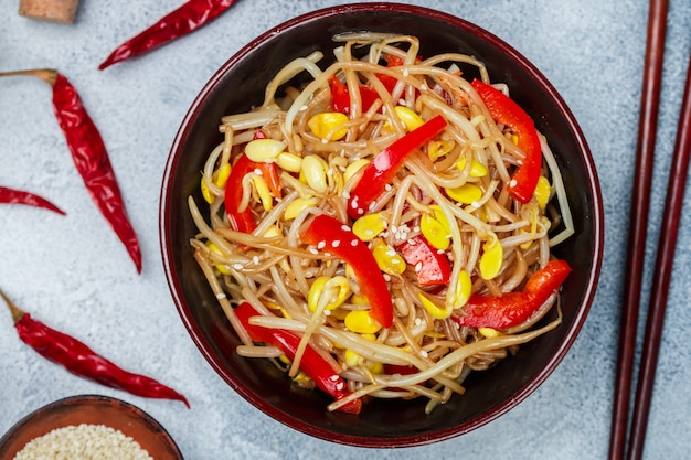 Salade de pousses de soja (plantules)