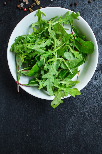 Salade saine, mélange de feuilles de salade