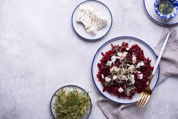 Salade santé à la betterave et à la feta