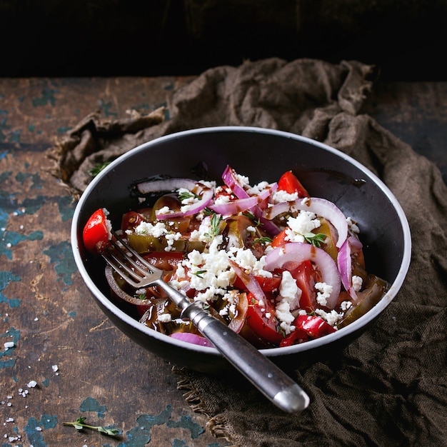 Salade de tomates et oignons