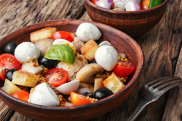 Salade de viande et de légumes