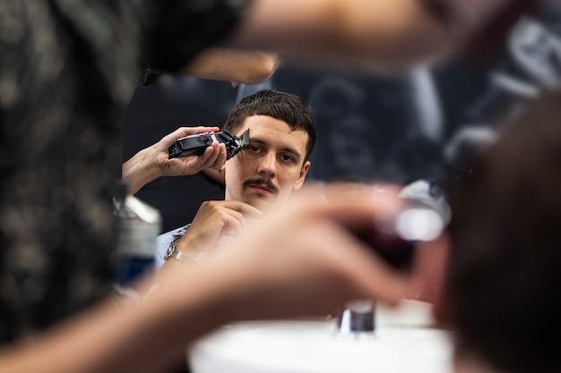 Salon de coiffure et salon de coiffure