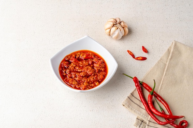 Sambal Balado est une pâte de piment rouge traditionnelle de Padang West Sumatra