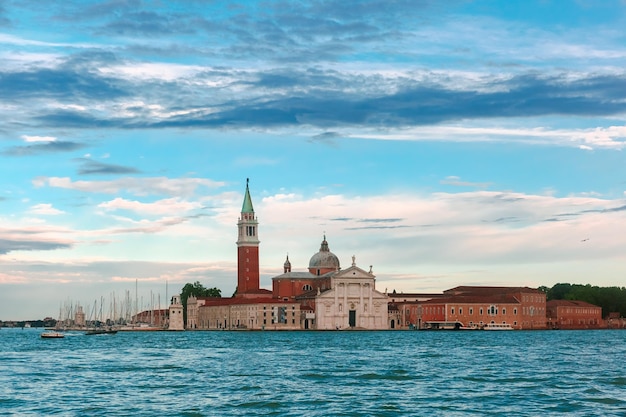 San Giorgio Maggiore dans la lagune de Venise Italie