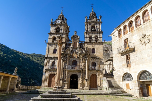 Sanctuaire de Notre-Dame des Ermitages Ourense Espagne