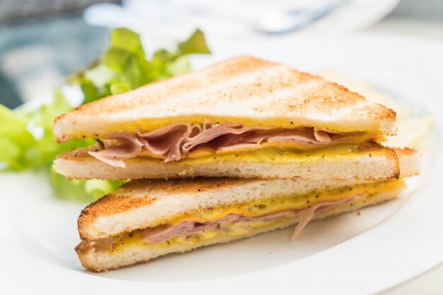 sandwich au jambon