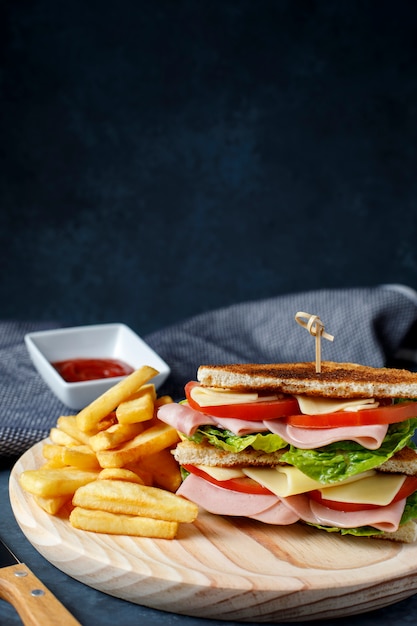 Sandwich de légumes au fromage