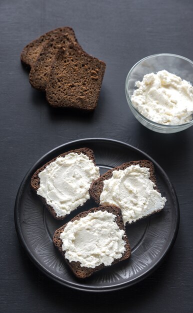 Sandwiches au fromage à la crème