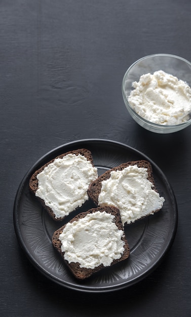 Sandwiches au fromage à la crème