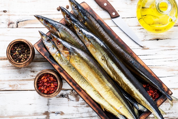 Sanma fumé ou saury du Pacifique