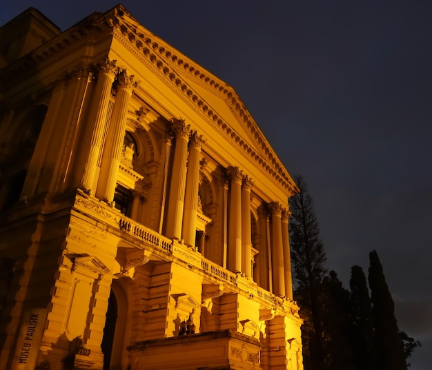 Sao Paulo Brésil Ipiranga museum le palais historique de nuit