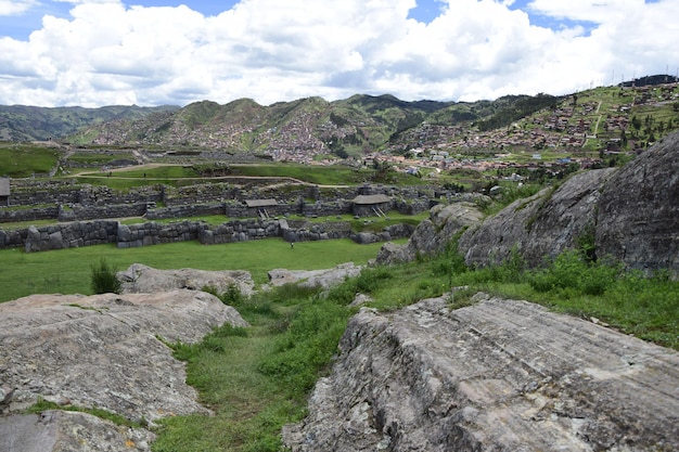 Saqsaywaman les ruines sacrées des Incas à Cusco