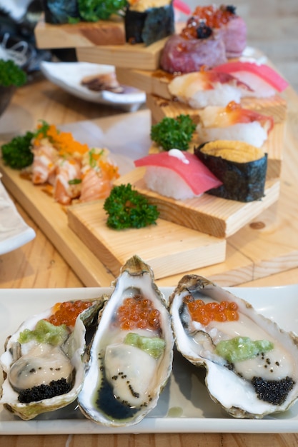 Sashimi, fruits de mer frais, cuisine japonaise