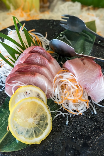 Photo sashimi hamachi