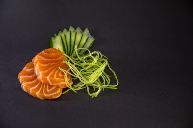 Sashimi traditionnel japonais