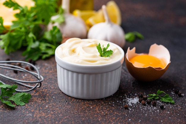 Photo sauce mayonnaise maison avec ingrédient