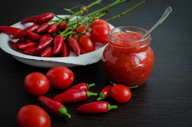 Sauce piquante à la tomate et au ketchup