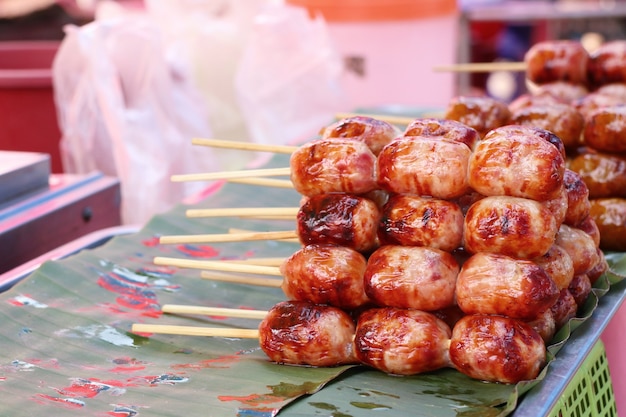 Saucisses barbecue à la nourriture de rue