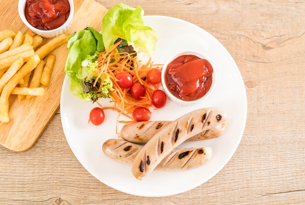 saucisses grillées aux légumes