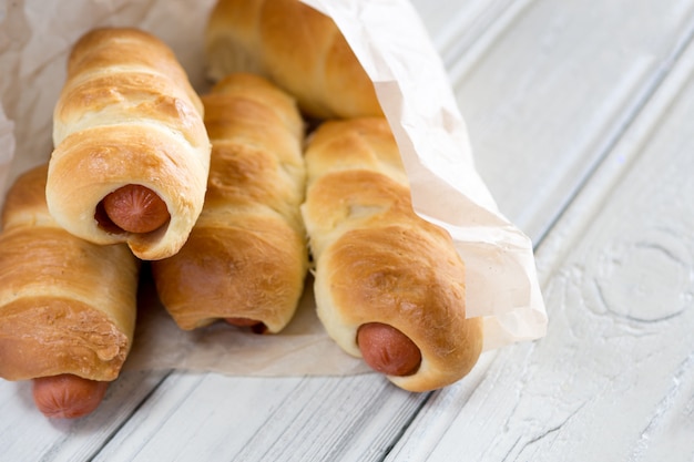 saucisses maison dans la pâte