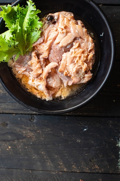 saumon en conserve stockage à long terme nourriture nourriture produit biologique repas collation sur la table copie espace nourriture