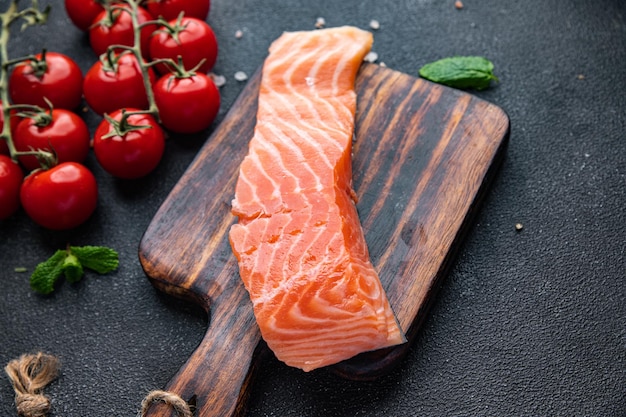 saumon cru frais poisson rouge filet de fruits de mer frais repas sain nourriture collation sur la table copie espace nourriture