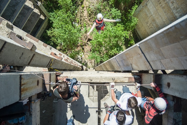 Saut à cordes sportives extrêmes