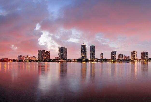 Scène nocturne de Miami