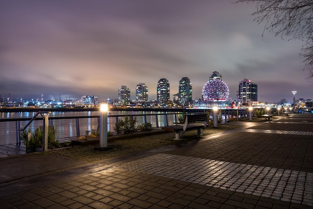 Scène de nuit au centre-ville de Vancouver