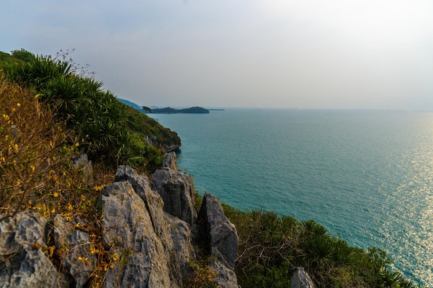 Scène de paysage de paysage de mer au bord de l'océan