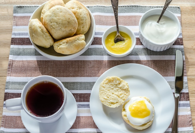 Scones au citron caillé