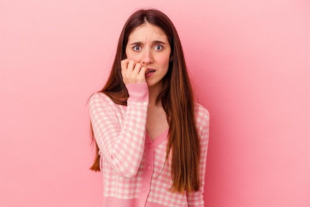 Se ronger les ongles nerveux et très anxieux