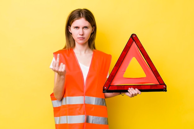 Se sentir en colère agacé rebelle et agressif