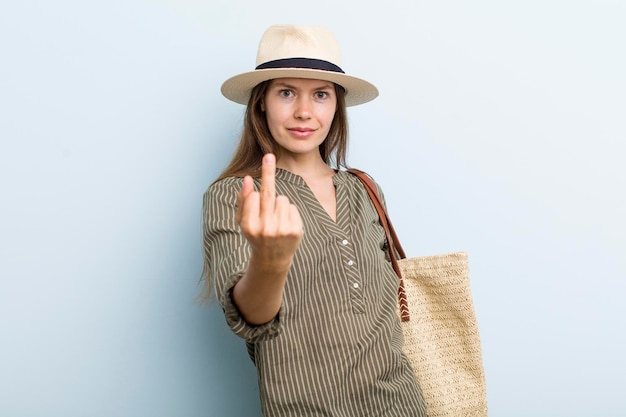 Se sentir en colère agacé rebelle et agressif