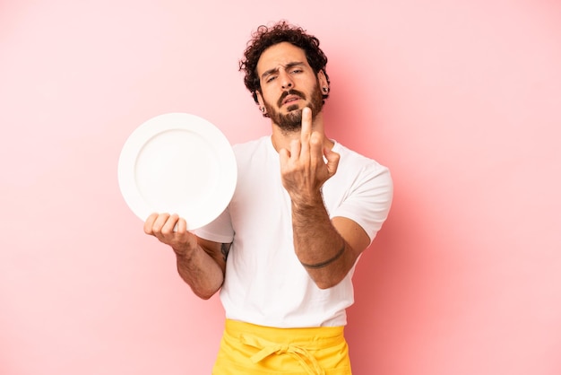 Se sentir en colère agacé rebelle et agressif