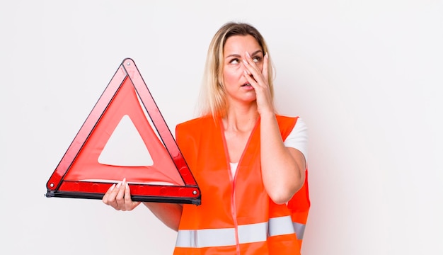 Photo se sentir ennuyé, frustré et somnolent après une fatigue