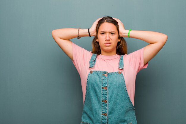 se sentir frustré et ennuyé, malade et fatigué de l'échec, marre des tâches ennuyeuses et ennuyeuses