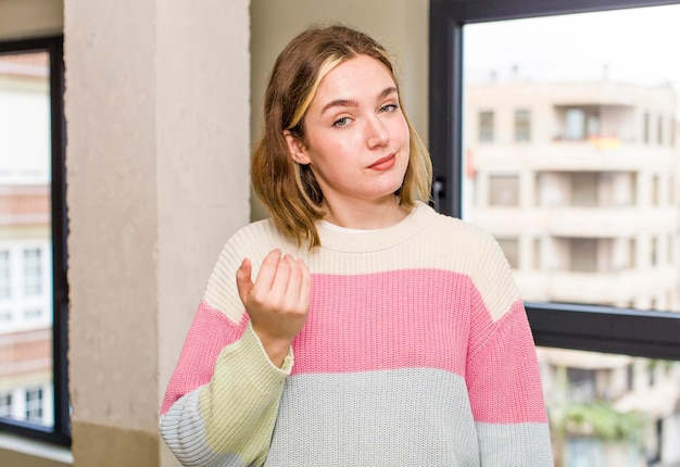 Se sentir heureux de réussir et confiant face à un défi et dire de l'amener ou de vous souhaiter la bienvenue