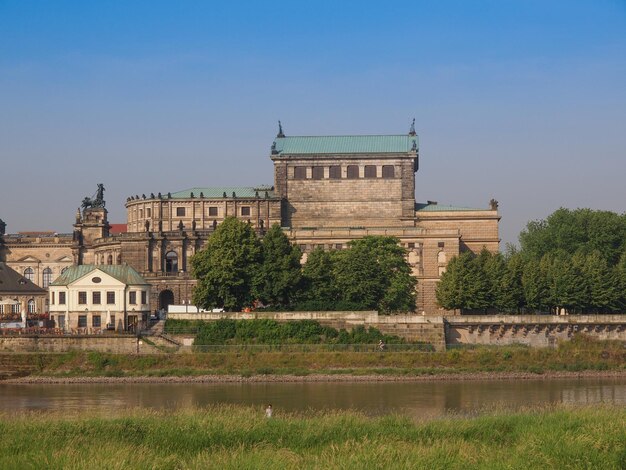 Semperoper à Dresde