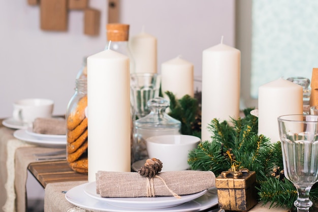 Service de Noël de table de fête