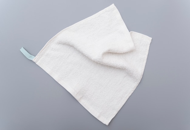 Serviette de bain blanche