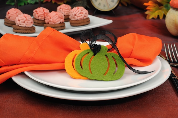 Serviette décorée de citrouilles pour Halloween