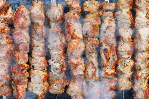 Shish kebab de porc Fond de vue de dessus de viande cuite