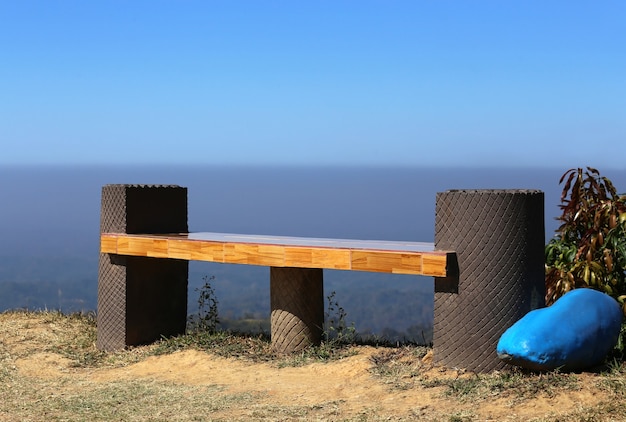 Siège vide au sommet d'une colline à Bandarban, Bangladesh