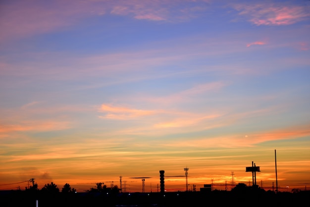 Silhouette du pôle électrique